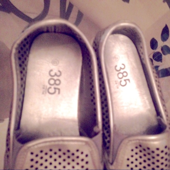 🗑385🗑 METALLIC MESH FAUX LEATHER SLIP ON FLAT SNEAKER SHOES EUC🪙 - Picture 8 of 8